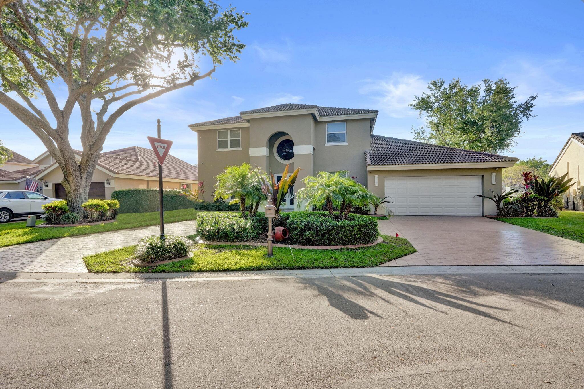 6820 NW 73rd Street, Parkland, FL 33067