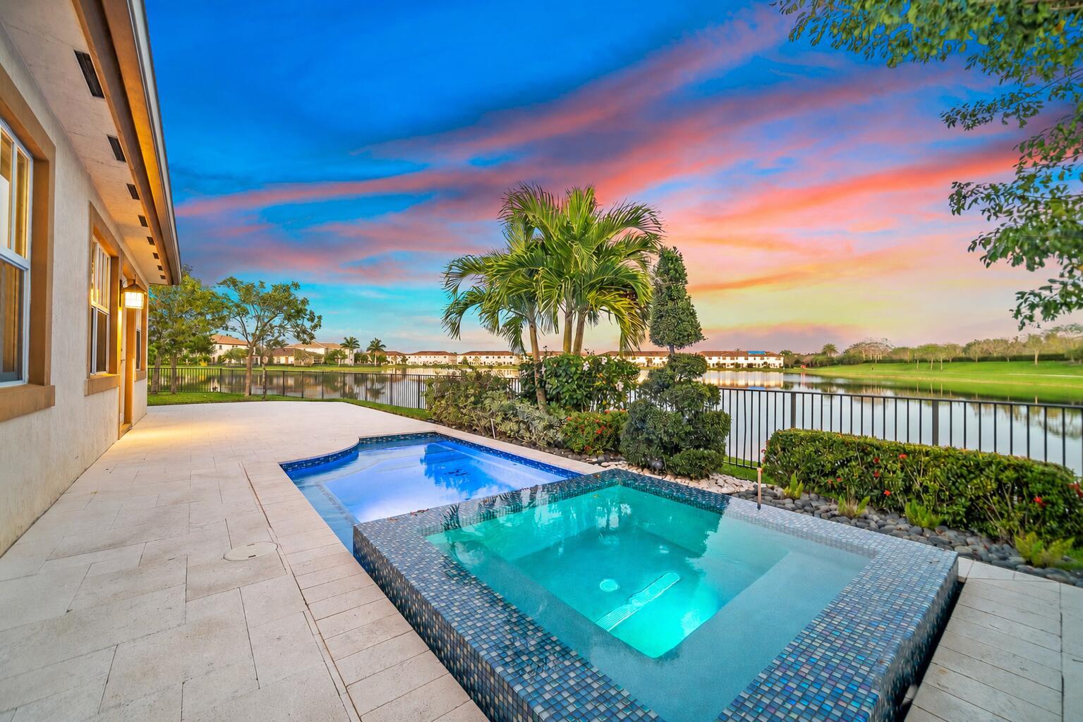 9820 S Miralago Way, Parkland, FL 33076