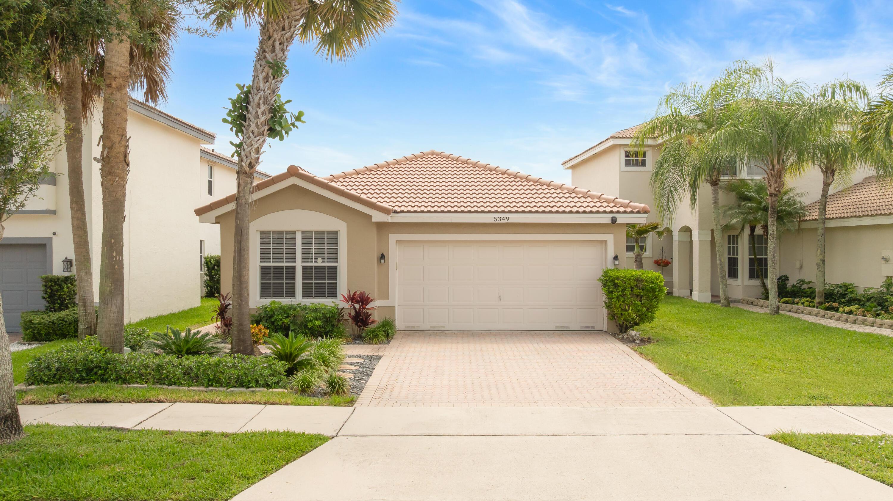 5349 NW 117th Avenue, Coral Springs, FL 33076