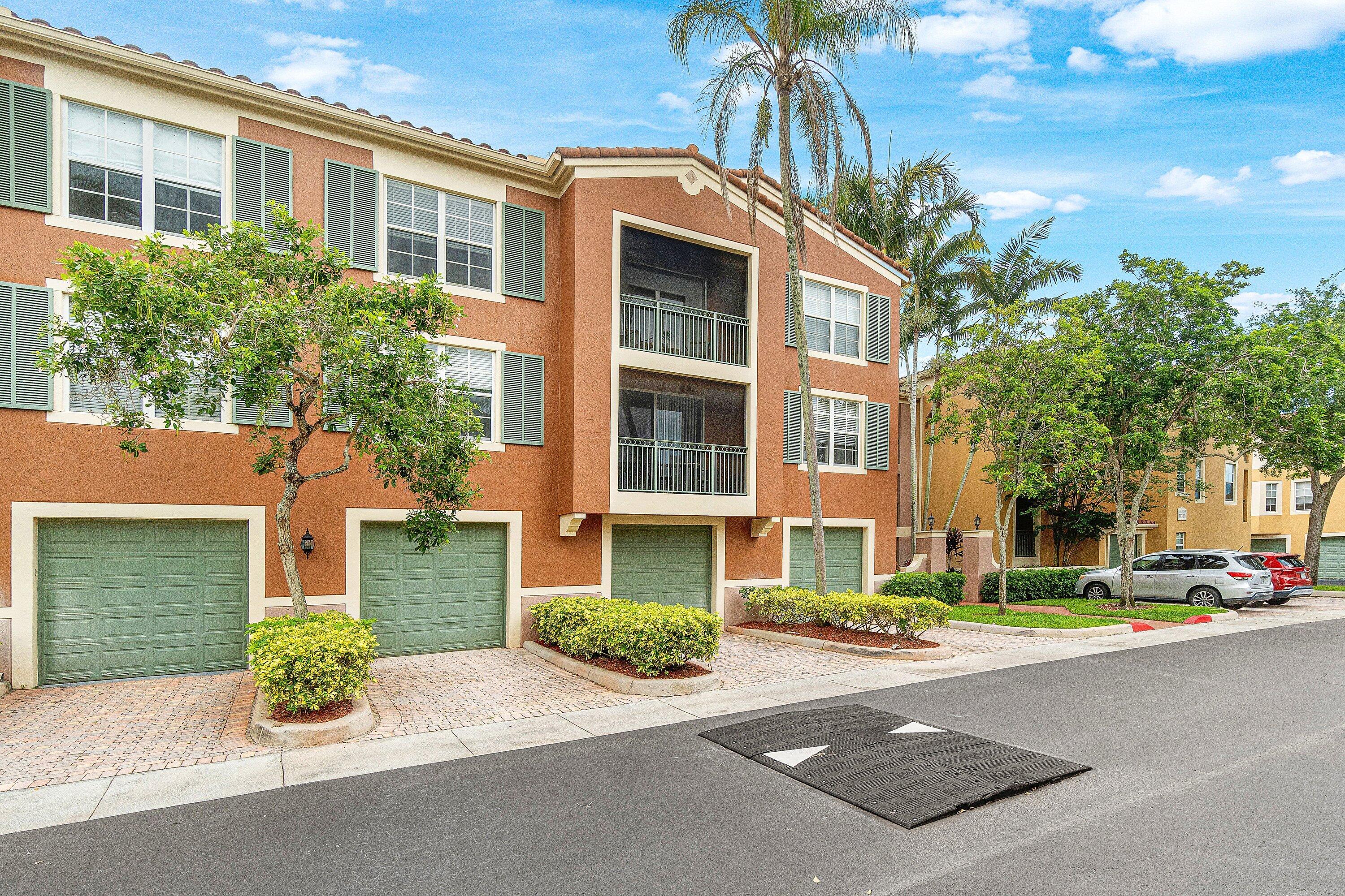 11740 St Andrews Place 304, Wellington, FL 33414