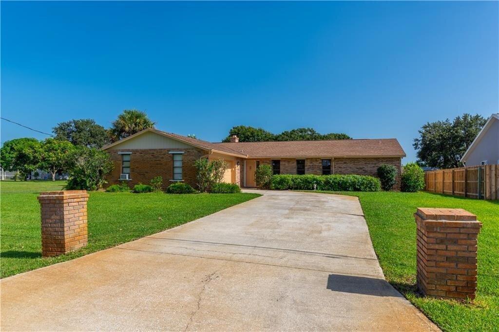 1531 SE Portillo Road, Port St. Lucie, FL 34952