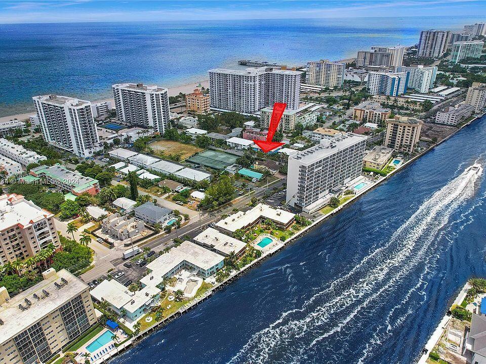 524 N Riverside Drive, Pompano Beach, FL 33062