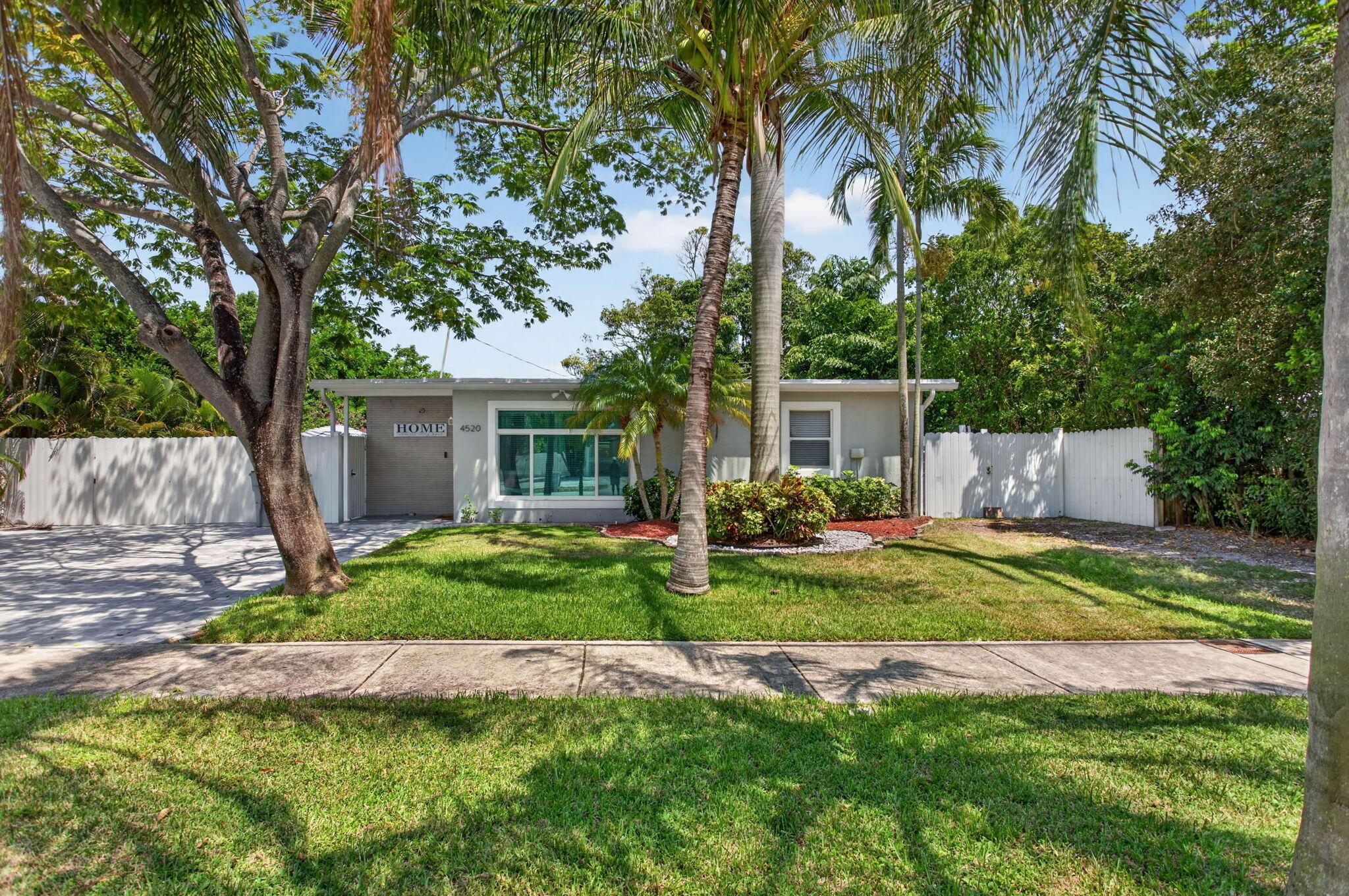 4520 NE 15TH Avenue, Pompano Beach, FL 33064