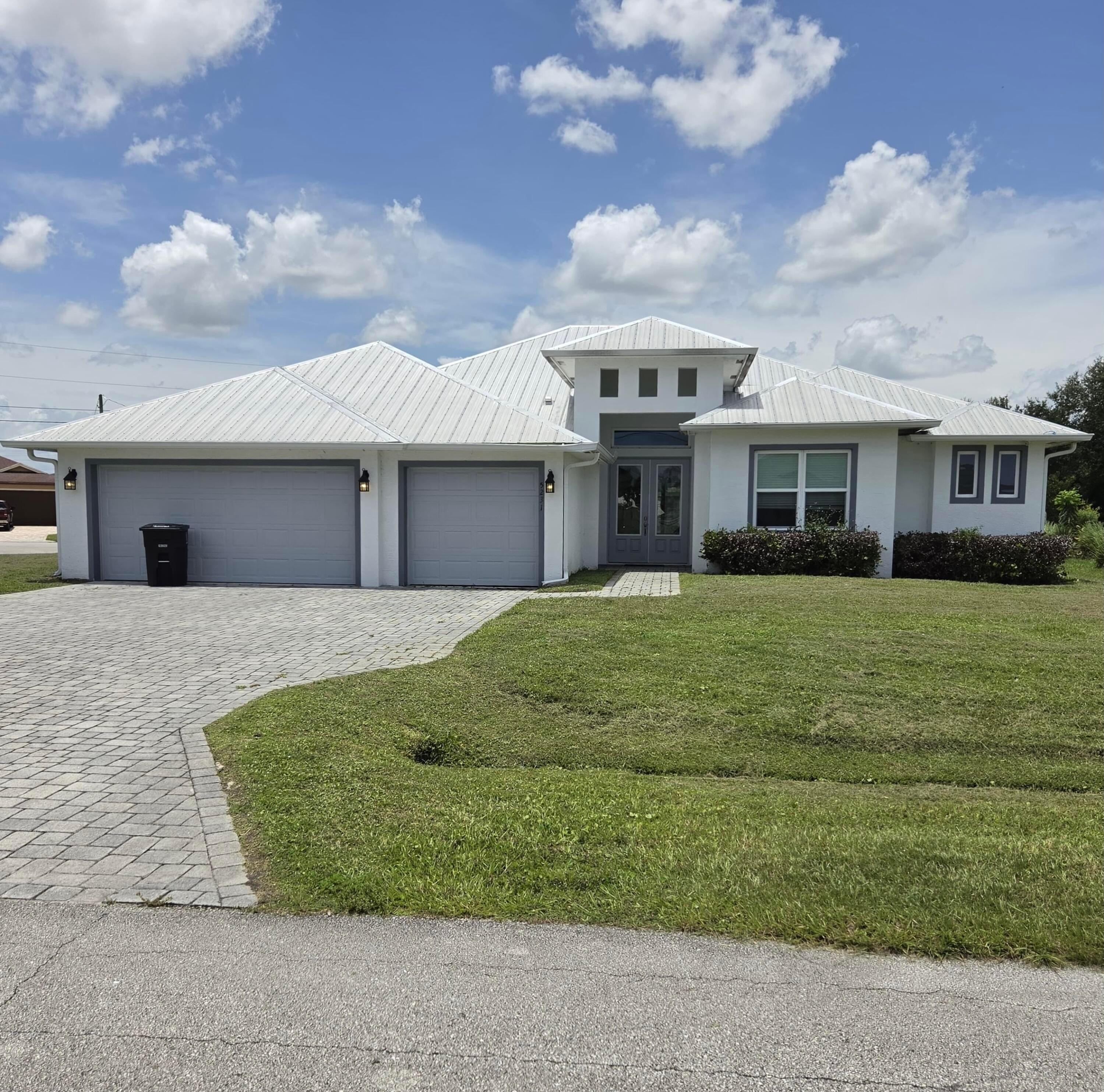 5231 NW IREDELL Street, Port St. Lucie, FL 34986
