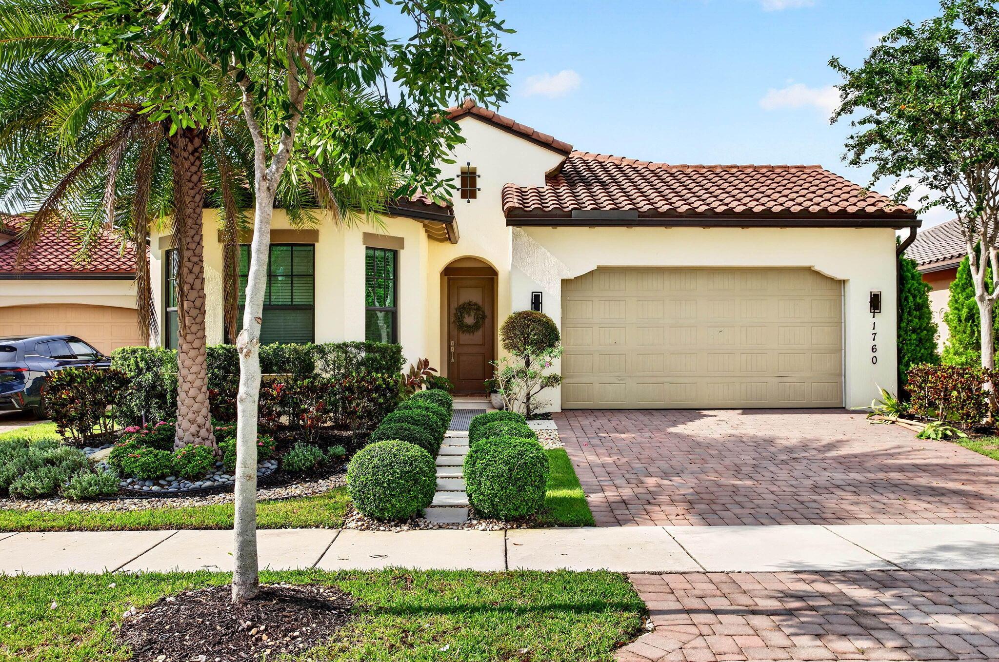 11760 E EASTLAKE Court, Parkland, FL 33076