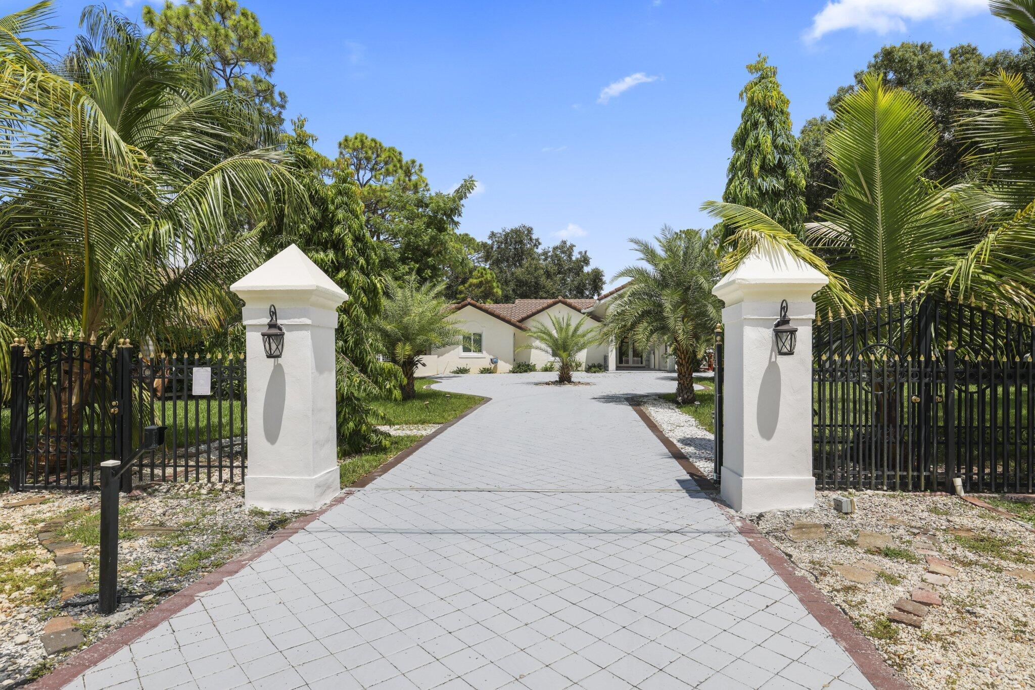 6344 NW 74th Terrace, Parkland, FL 33067