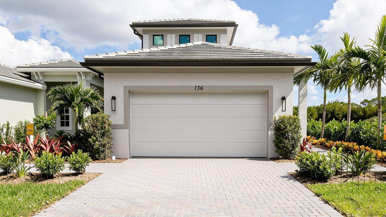 136 SE VIA TIRSO, Port St. Lucie, FL 34952
