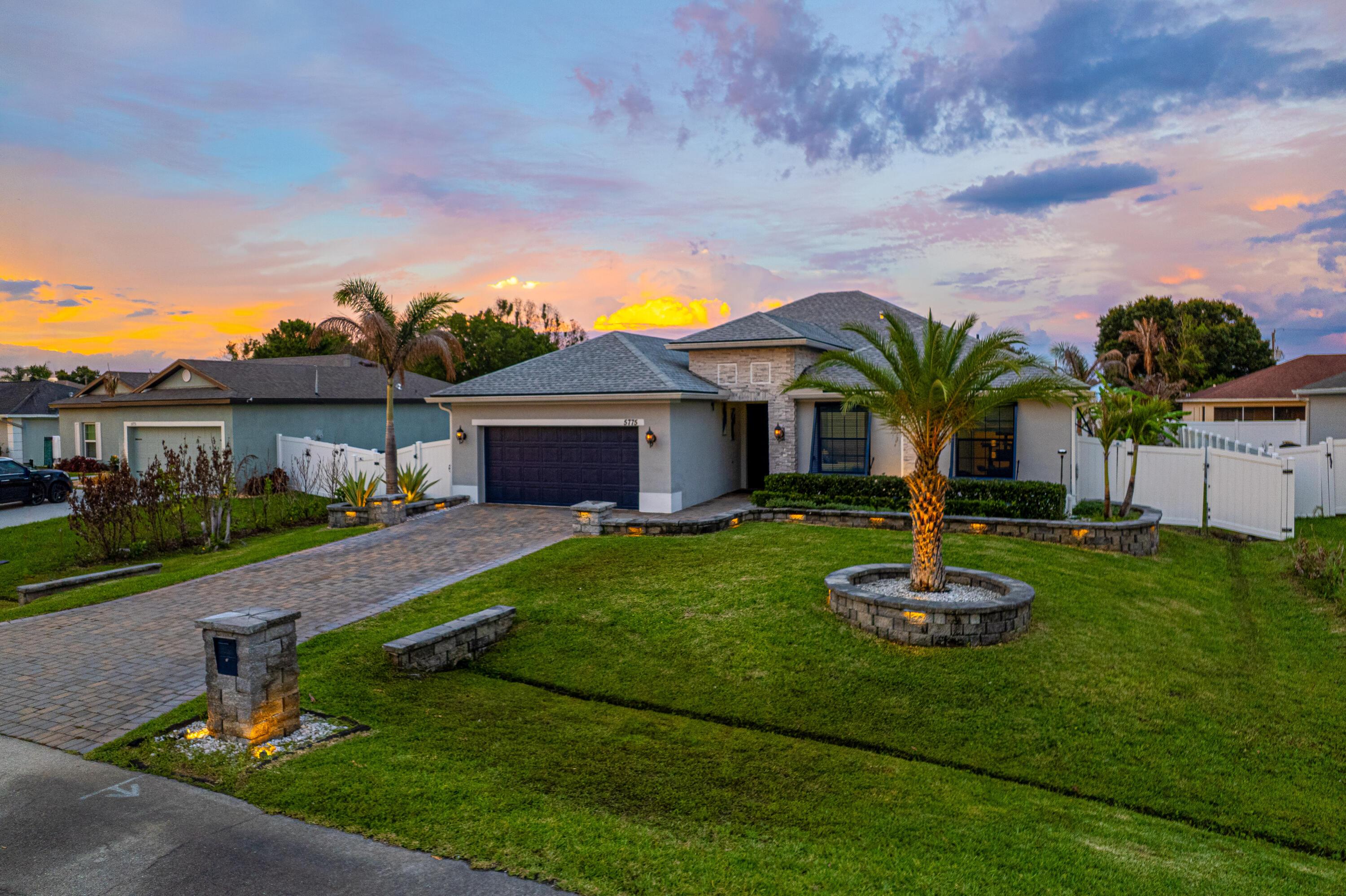 5775 NW Cahaba Street, Port St. Lucie, FL 34986
